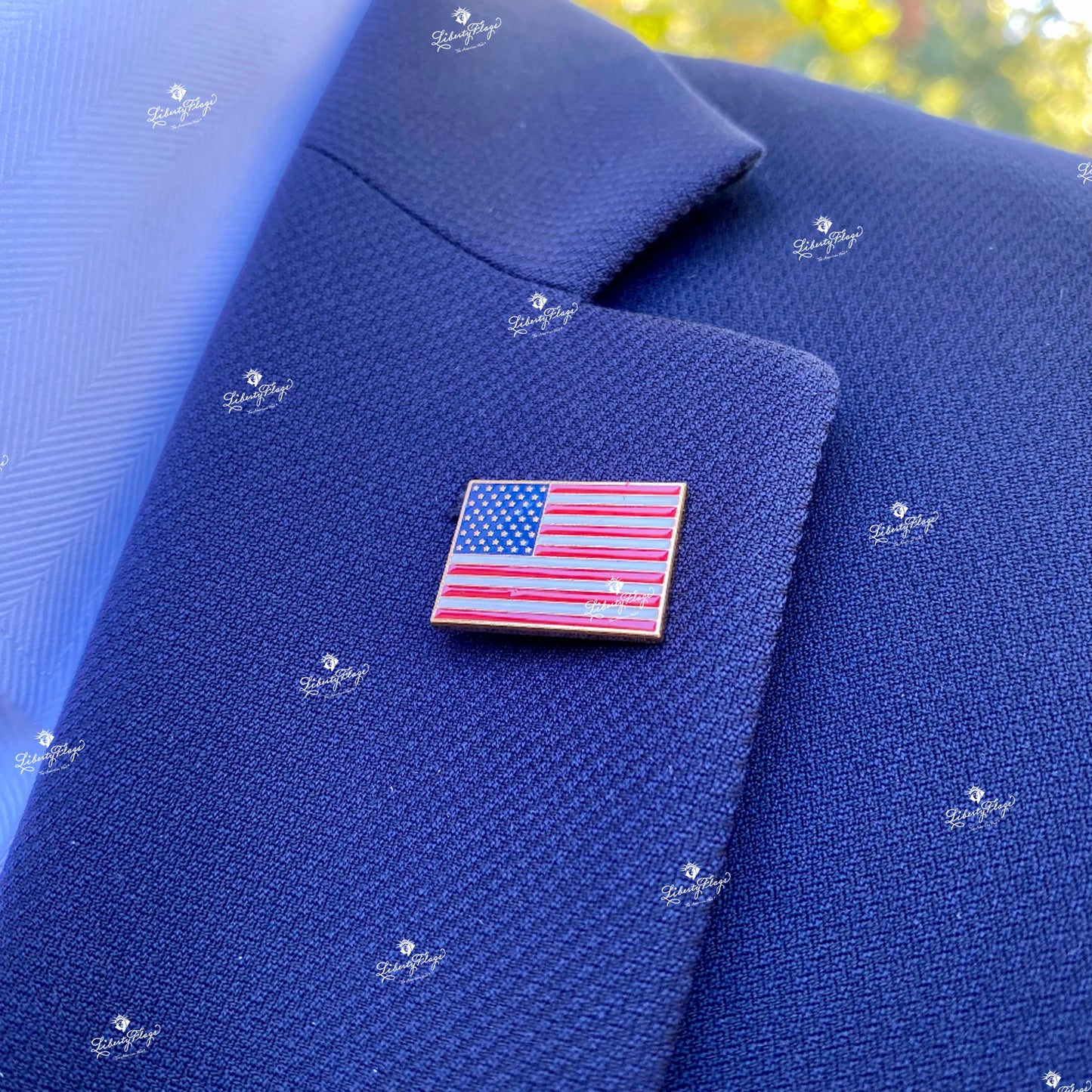 American Flag Lapel Pins, Gold